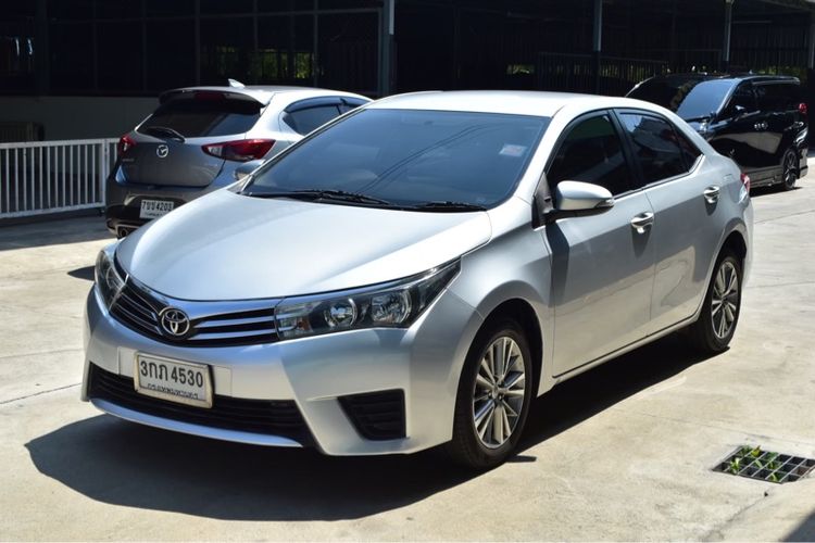 Toyota Altis 2014 1.6 G Sedan เบนซิน ไม่ติดแก๊ส เกียร์อัตโนมัติ เทา รูปที่ 4