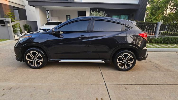 Honda HR-V 2016 1.8 E Sedan เบนซิน ไม่ติดแก๊ส เกียร์อัตโนมัติ เทา รูปที่ 4