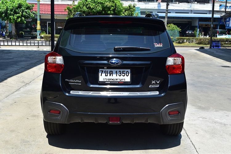 Subaru XV 2015 2.0 4WD Utility-car เบนซิน ไม่ติดแก๊ส เกียร์อัตโนมัติ ดำ รูปที่ 3