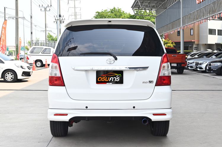 Toyota Innova 2012 2.0 V Utility-car เบนซิน ไม่ติดแก๊ส เกียร์อัตโนมัติ ขาว รูปที่ 4
