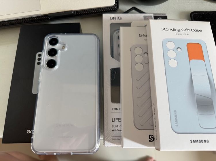 Galaxy S24 Plus 256 GB Samsung S24 Plus 256 ram12 เครื่องสภาพใหม่กิ้ก ประกันเพิ่งหมด 01 2569 เครืองลื่นใช้ปกติทุกอย่าง 100