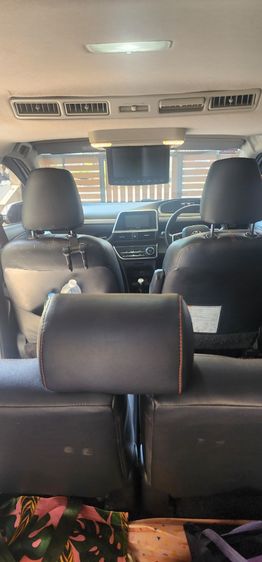 Toyota Sienta 2019 1.5 V Sedan เบนซิน เกียร์อัตโนมัติ บรอนซ์เงิน รูปที่ 2