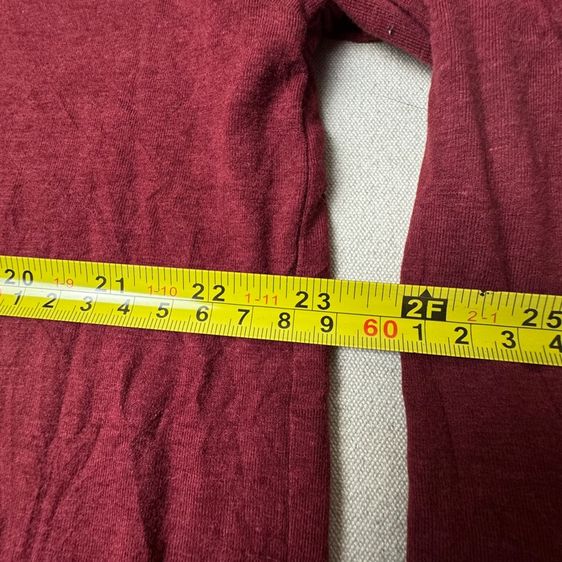 เสื้อยืด Calvin Klein Size XL  รูปที่ 8