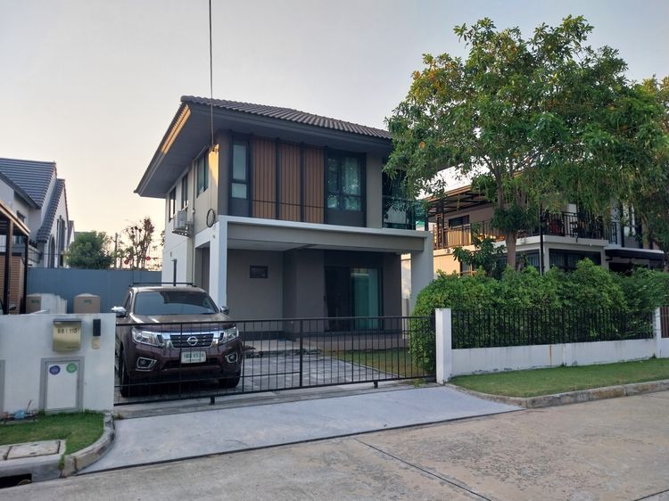 ขายบ้านเดี่ยว 2 ชั้น 50 ตร.วา. 3 ห้องนอน 2 ห้องน้ำ โครงการ บุราสิริ บางนา กม.26 ขายถูก มือแรก ไม่เคยย้ายเข้าอยู่ เจ้าของขายเอง