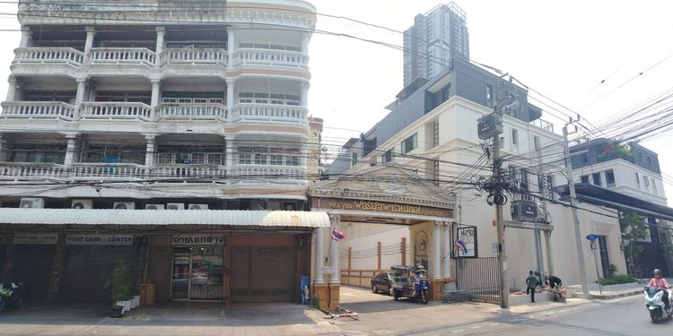ให้เช่าตึกแถว 4 ชั้น ตรอกวัดจันทร์ใน รีโนเวทใหม่ทั้งหลัง ทำเลดี ย่านพระราม 3 ติดกับ Lavier Rama 3 รูปที่ 2