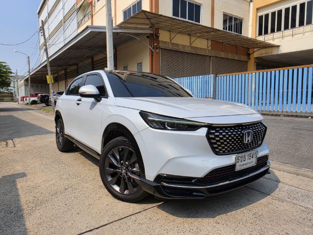 Honda HR-V 2024 1.5 e:HEV RS Utility-car ไฮบริด ไม่ติดแก๊ส เกียร์อัตโนมัติ ขาว