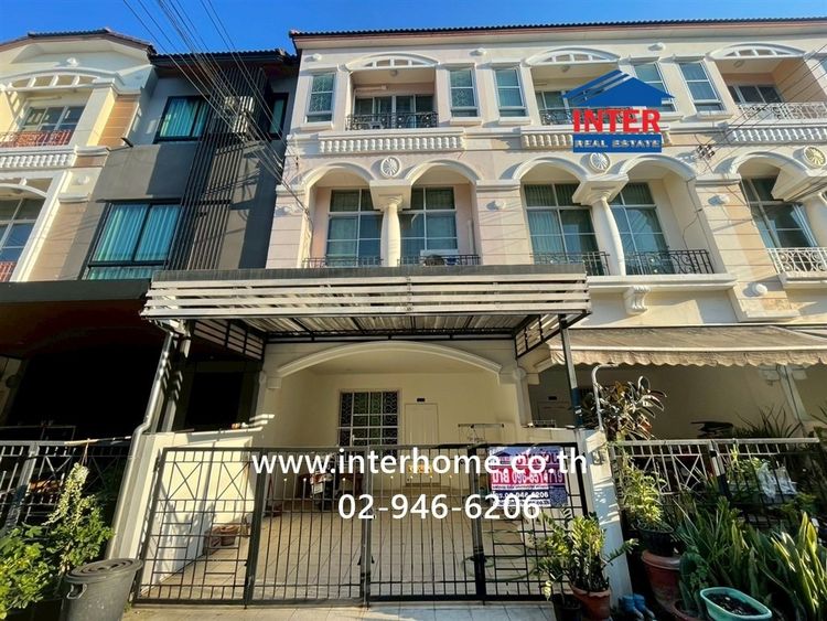 ทาวน์โฮม 3 ชั้น 22.5 ตร.ว. หมู่บ้านกลางเมือง ลาดพร้าว-โชคชัย4 ใกล้ธนาคารกรุงไทย สาขาโชคชัย4 ซอย22 ซอยโชคชัย4 ซอย22 ถนนลาดพร้าว ถนนโชคชัย4 