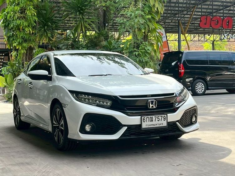 Honda Civic 2017 1.5 Turbo Sedan เบนซิน ไม่ติดแก๊ส เกียร์อัตโนมัติ ขาว รูปที่ 3