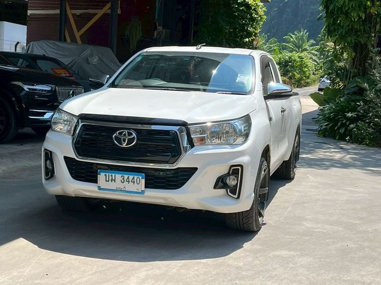 Toyota Hilux Revo 2019 2.4 J Plus Pickup ดีเซล ไม่ติดแก๊ส เกียร์ธรรมดา ขาว