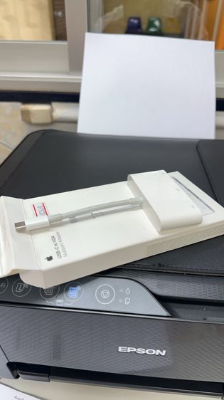 apple USB-C to VGA รูปที่ 2