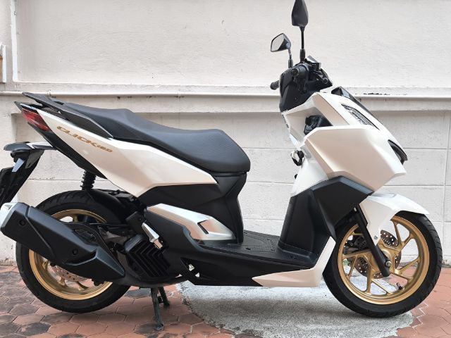 ขาย click160ABS สีขาวล้อทอง ปี2022 รูปที่ 5