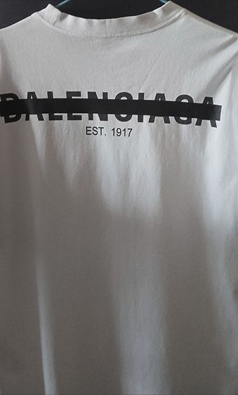 เสื้อยืด Balenciaga  รูปที่ 4