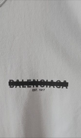 เสื้อยืด Balenciaga  รูปที่ 3