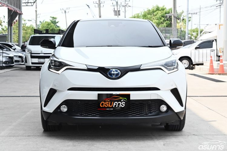 Toyota C-HR 2022 1.8 Hybrid Premium Safety Utility-car ไฮบริด ไม่ติดแก๊ส เกียร์อัตโนมัติ ขาว รูปที่ 2