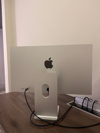 Apple Studio Display 2022 รูปที่ 2