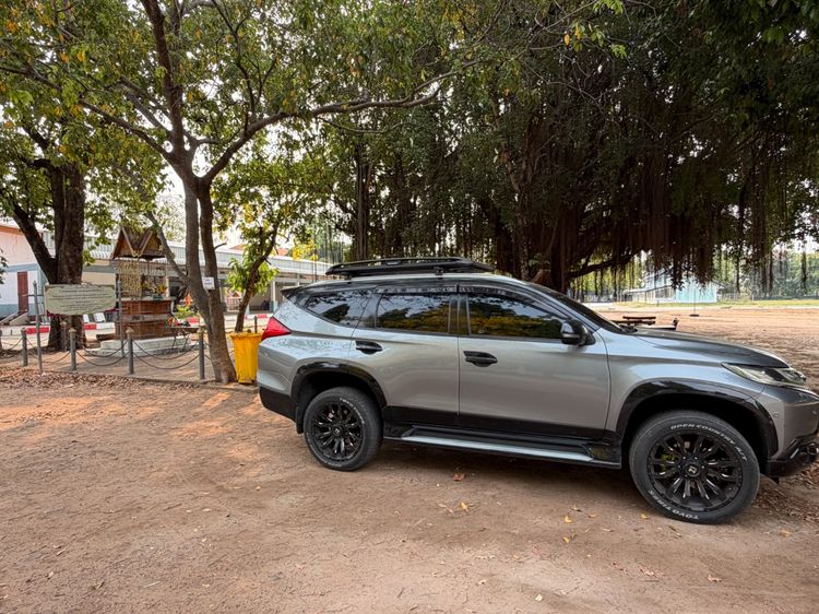 Mitsubishi Pajero Sport 2018 2.4 GT Premium 4WD Utility-car ดีเซล ไม่ติดแก๊ส เกียร์อัตโนมัติ เทา