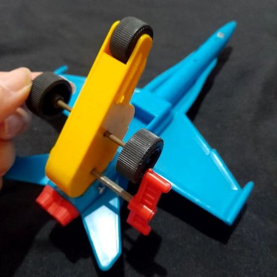 ของเล่นสังกะสี รูปที่ 11