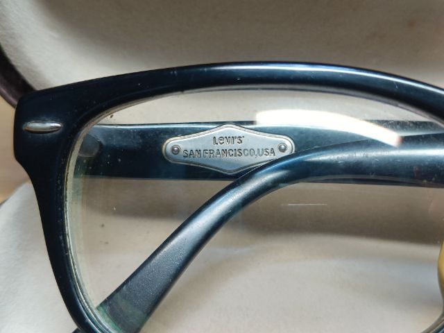 แว่นตาวินเทจ LEVI'S' SANFRANCISCO,USA  รูปที่ 3