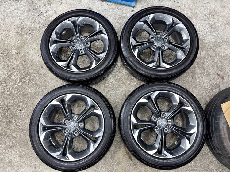ล้อแม็ก HONDA CIVIC ขอบ 17” สภาพสวยสีเดิม ยาง YOKOHAMA 215-50R17 ปี 25 ดอกยางสวยพร้อมใช้งาน รูปที่ 4