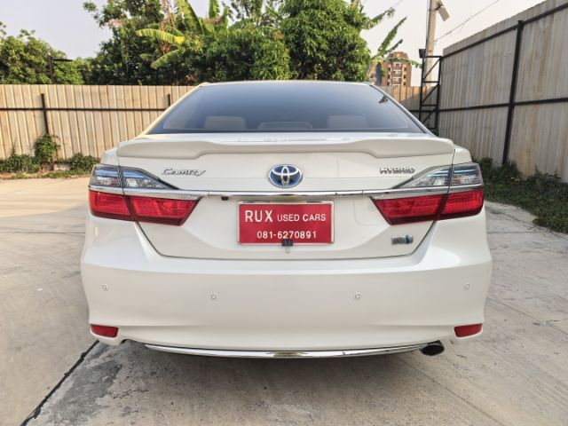 Toyota Camry 2016 2.5 HV Sedan ไฮบริด ไม่ติดแก๊ส เกียร์อัตโนมัติ ขาว รูปที่ 4