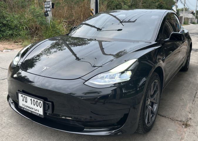 TESLA Model 30.0 Standard Range Sedan ปี 2021 ราคา 760000