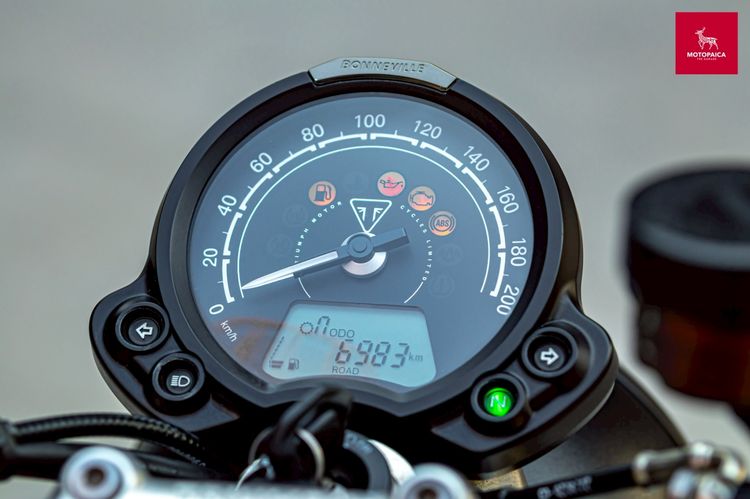 Triumph​ Streettwin900 ปี​2020 เจ้าของเดียว วิ่ง6,900Km. ใหม่มาก รูปที่ 5