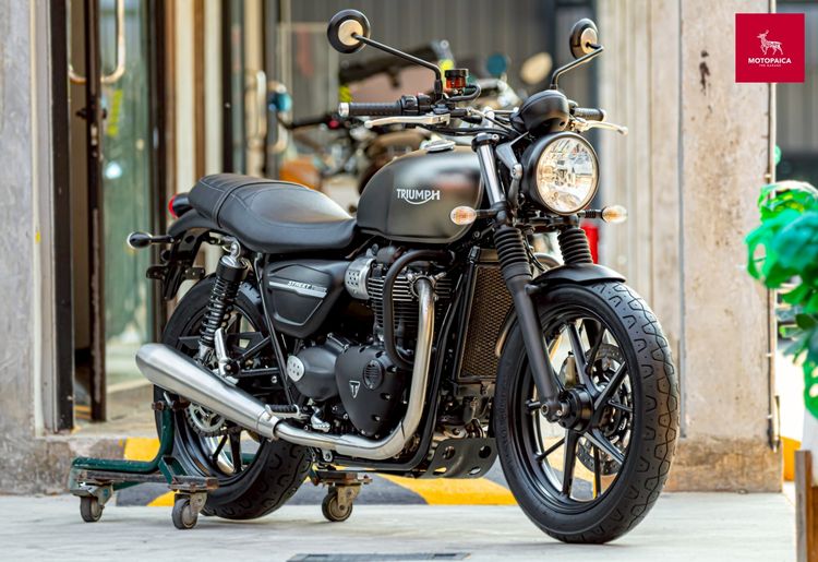 Triumph​ Streettwin900 ปี​2020 เจ้าของเดียว วิ่ง6,900Km. ใหม่มาก