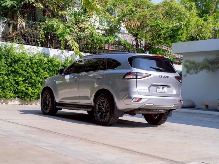 Isuzu MU-X 2022 3.0 Ultimate AT 2WD Utility-car ดีเซล ไม่ติดแก๊ส เกียร์อัตโนมัติ เทา รูปที่ 4