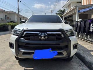 ติดจอง ขายรีโว่ล็อกโค่2.4ขายปิดบัญชีรถใหม่มากไม่เคยทำสีสักชิ้น