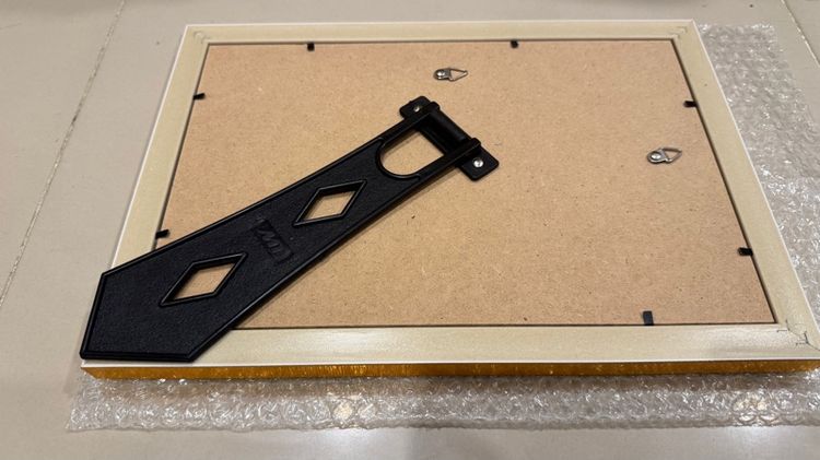 กรอบรูปสีทอง รูปที่ 3