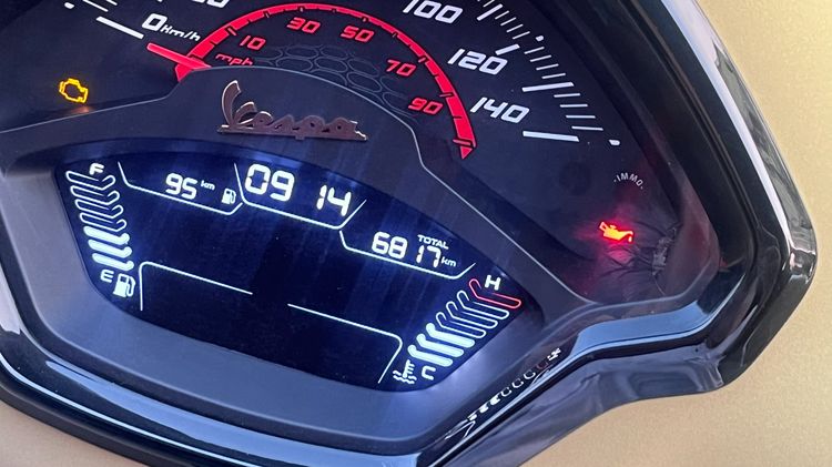 Vespa GTS 150 ปี 23 ไมล์ 6817 km. รูปที่ 3