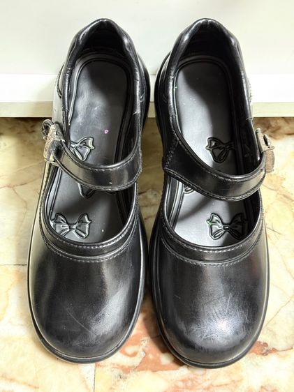 รองเท้านักเรียนสีดำ รูปที่ 6