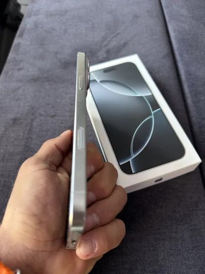 ไอโฟน Apple 16 Pro Max 256GB สีเงินขาวไทเทเนียม สภาพเหมือนใหม่ รูปที่ 2