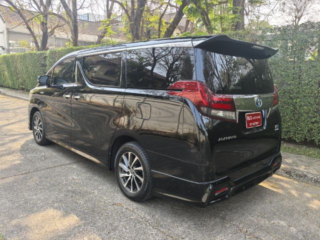 Toyota Alphard 2017 2.5 Hybrid SR C-Package E-Four 4WD Van ไฮบริด ไม่ติดแก๊ส เกียร์อัตโนมัติ ดำ รูปที่ 2