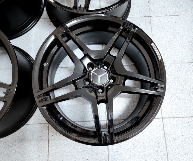 ล้อ AMG Benz ขอบ19 สีดำเงาตาแตก 5รู112 กว้าง8.5-9.5 ET45 สภาพใหม่กริ้บๆ ใส่ตรงรุ่น Benz และใส่รถรุ่นอื่นๆถามได้ครับ
พร้อมเปลี่ยน ถ่วงล้อฟรี รูปที่ 4