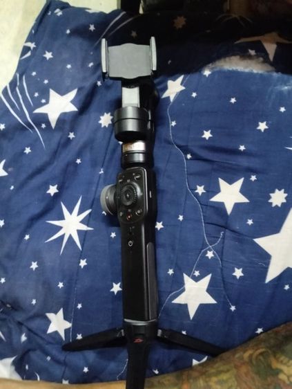 ขาตั้งกล้องแบบสามขา ไม้กันสั่น  Zhiyun Smooth 4