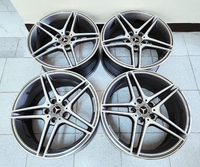 ล้อ AMG Benz ลายตัวท็อป63 ขอบ18 สีทูโทนเงาตาแตก 5รู112 กว้าง8.5 ET45 สภาพใหม่กริ้บๆ ใส่ตรงรุ่น Benz และใส่รถรุ่นอื่นๆถามได้ครับ
พร้อมเปลี่ยน