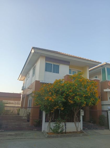 อื่นๆ ไม่มี 2013 ใช่ 🏠หมู่บ้านวิลล่าคุณาลัย1🌿ทำเลหน้าสวนสาธารณะ🏜️42ตรว.🚗จอดรถได้4คัน💤3ห้องนอน💦3ห้องน้ำ🔥ฟรีค่าใช้จ่ายในวันโอน📌เจ้าของขายเอง🎉ราคาคุยกันได้ รูปที่ 4