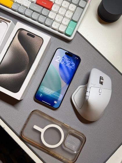 iPhone 15 Pro สี Natural Titanium 256GB สวยกริ๊บ ของแถมจุกๆ