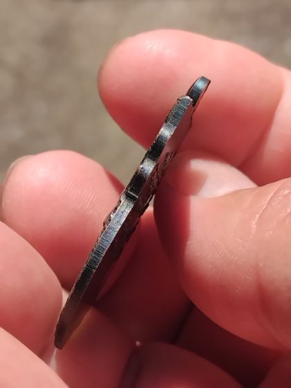 เหรียญเสมา ญาท่านคำบุ หลวงปู่คำบุ คุตตจิตโต (พระครูพิบูลนวกิจ) วัดกุดชมพู อ.พิบูลมังสาหาร จ.อุบลราชธานี รุ่นไตรมาส ๕๕ พุทธชยันตี ปี2555 เนื้ รูปที่ 3