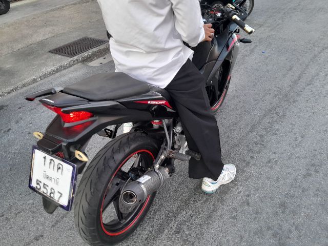 Honda cbr150 รูปที่ 11