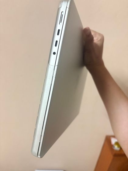 Macbook. Pro M4  รูปที่ 4