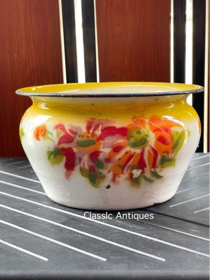 กระโถนสังกะสี ลายดอก โบราณเก่าสะสม รูปที่ 7