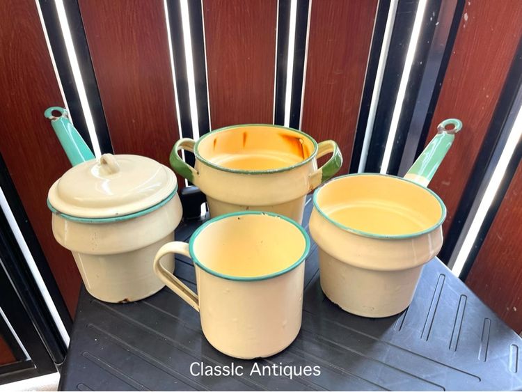 หม้ออีนาเมล เก่าสะสม