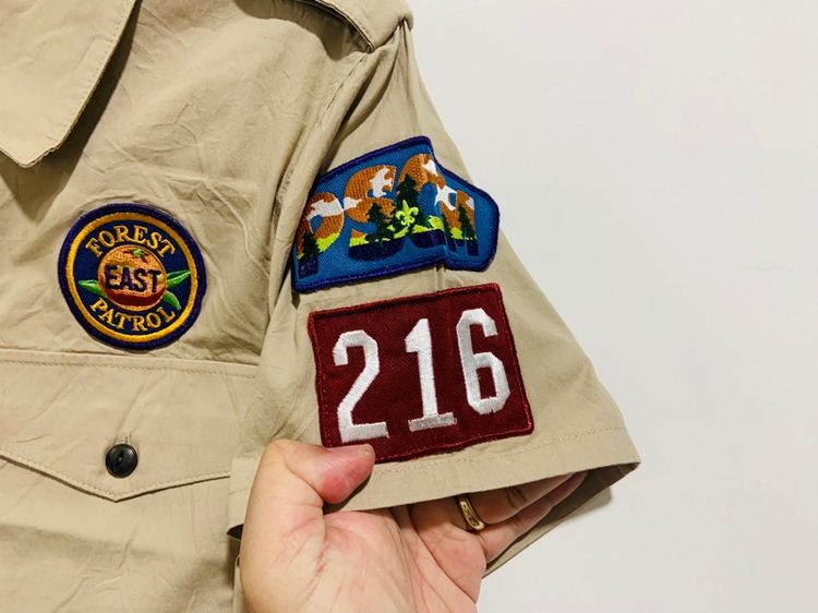 เสื้อ SCOUTMASTER 💯 size วัดจริงขนาด อก 19 ยาว 25 นิ้ว สภาพใหม่มาก อาร์มสวย ดีเทลสวย หายากน่าสะสมครับ รูปที่ 4