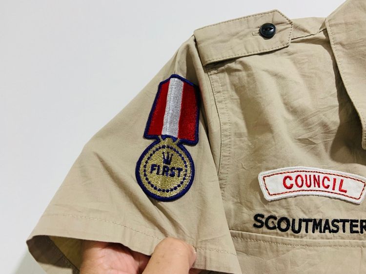 เสื้อ SCOUTMASTER 💯 size วัดจริงขนาด อก 19 ยาว 25 นิ้ว สภาพใหม่มาก อาร์มสวย ดีเทลสวย หายากน่าสะสมครับ รูปที่ 6