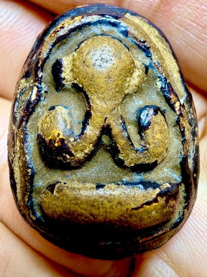 พระเก่าๆเหมาๆบ้านๆ พระคนแก่เก่าๆเก็บ ทิ้งใว้ก่อนจากไป ให้ยายดูแล 081-3330446 L.tonyabu