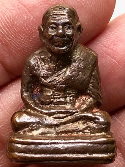 พระรูปหล่อนวะเก่าคะ