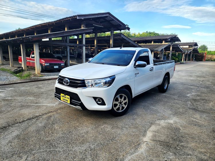 Toyota Hilux Revo 2017 2.8 J Plus Pickup ดีเซล ไม่ติดแก๊ส เกียร์ธรรมดา ขาว รูปที่ 2