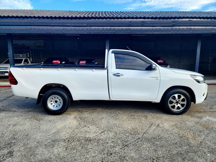 Toyota Hilux Revo 2017 2.8 J Plus Pickup ดีเซล ไม่ติดแก๊ส เกียร์ธรรมดา ขาว รูปที่ 4